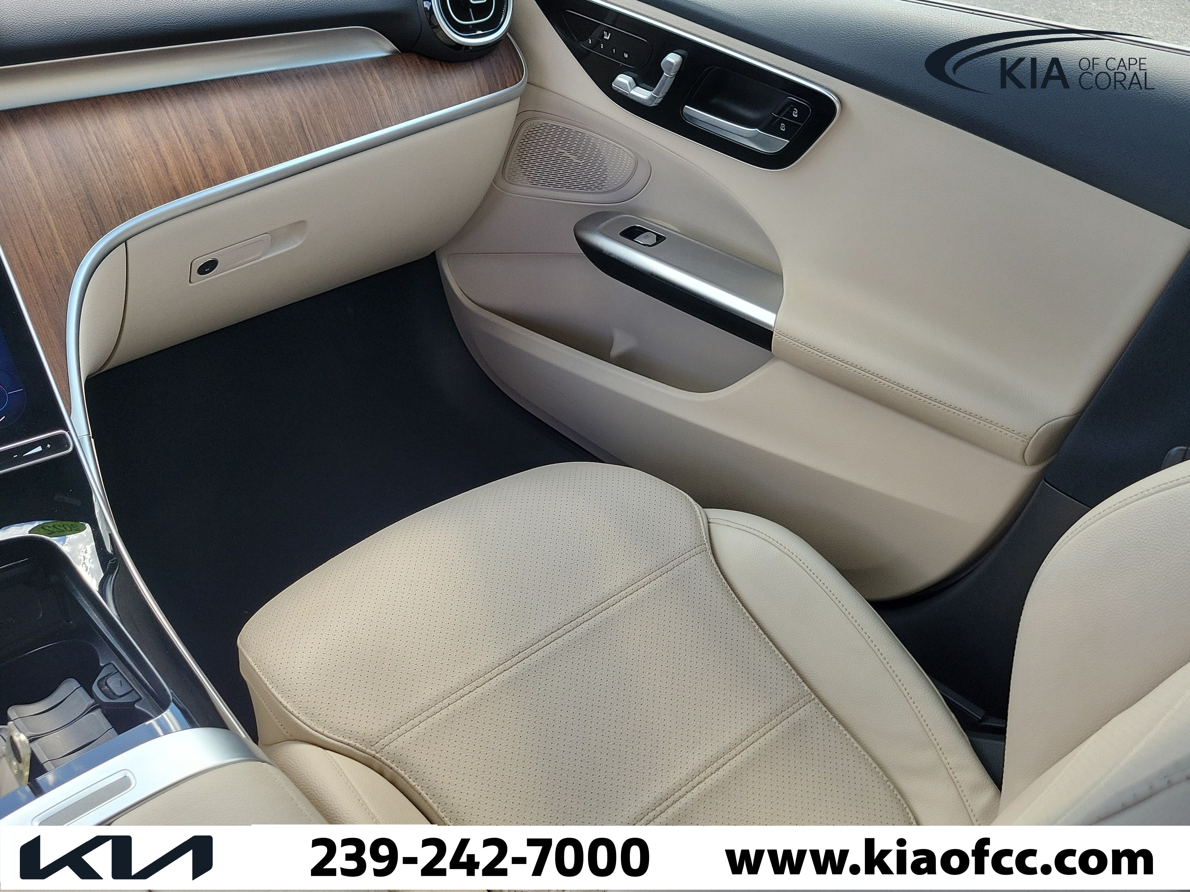 Used 2022 Mercedes-Benz C 300 4MATIC Sedan image 18