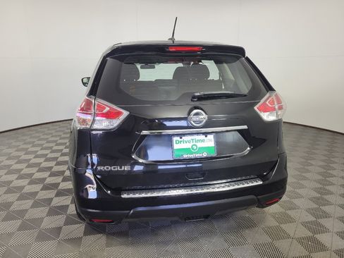Used 2016 Nissan Rogue S FWD image 6