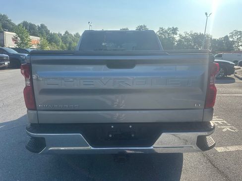 Used 2024 Chevrolet Silverado 1500 LT AWD/4WD image 6