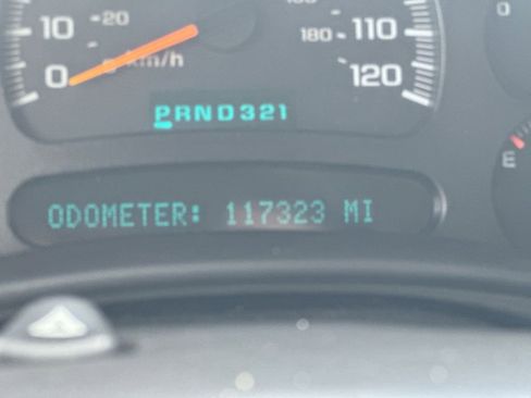 Used 2005 GMC Sierra 1500 SLE w/ Light Duty Power Package RWD image 13