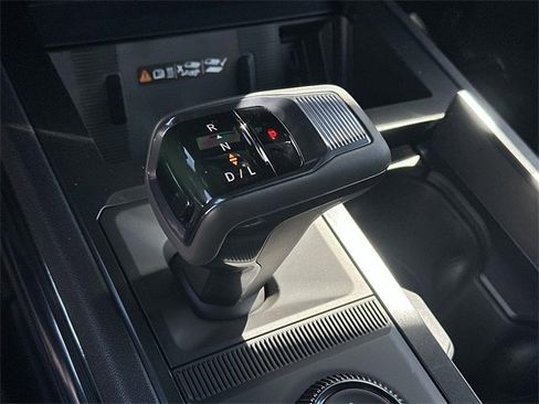 New 2026 GMC Hummer EV SUV image 13