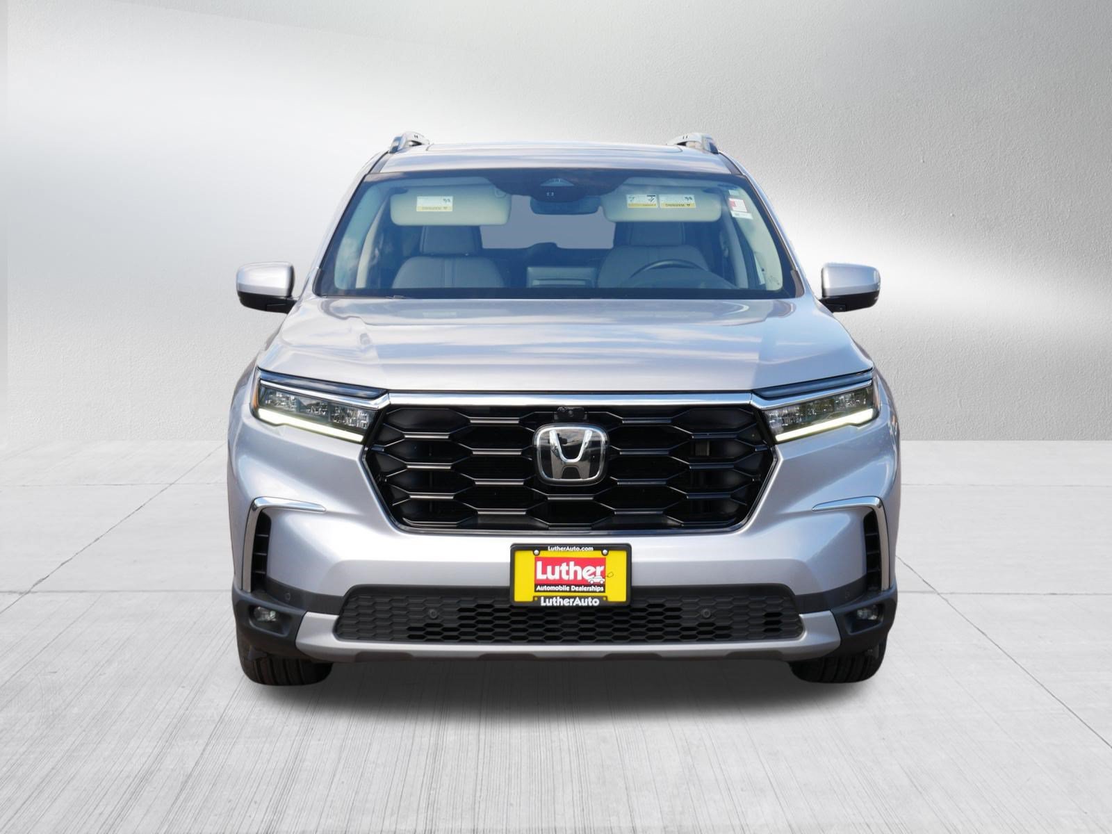 Certified 2023 Honda Pilot Elite image 2