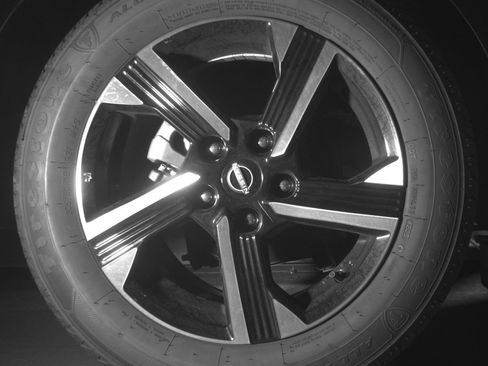 Used 2025 Nissan Sentra SV image 15