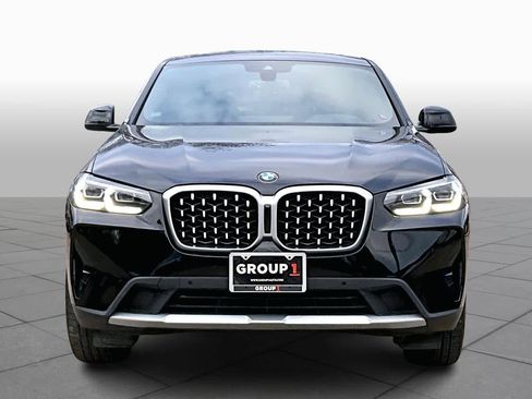 Used 2023 BMW X4 xDrive30i w/ Premium Package image 3