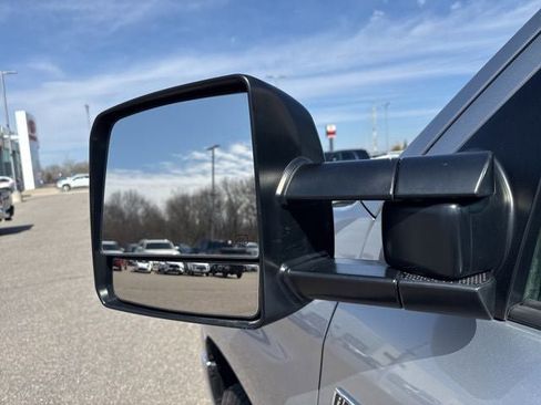 Used 2016 Toyota Tundra SR5 w/ SR5 Upgrade Package image 7