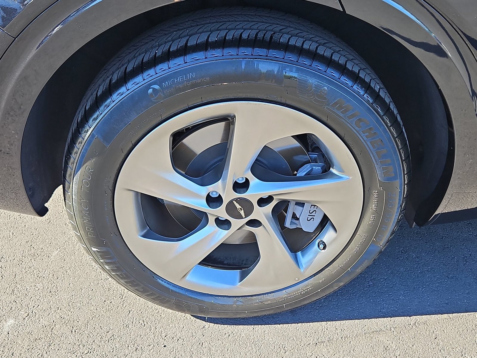 Certified 2026 Genesis GV70 2.5T Select AWD/4WD image 12