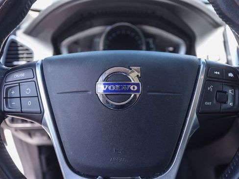 Used 2016 Volvo XC60 T5 Premier w/ Proximity Package AWD/4WD image 27
