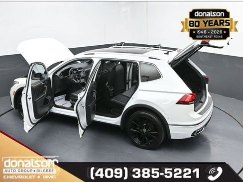 Used 2022 Volkswagen Tiguan SEL R-Line AWD/4WD image 27