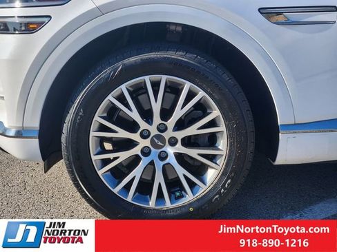 Used 2021 Genesis GV80 2.5T w/ Advanced Package 03 image 14