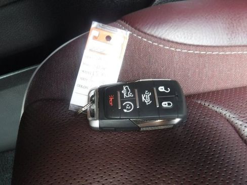 Used 2025 RAM 1500 Limited image 72