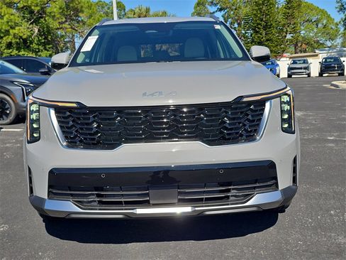 New 2026 Kia Sorento S image 3