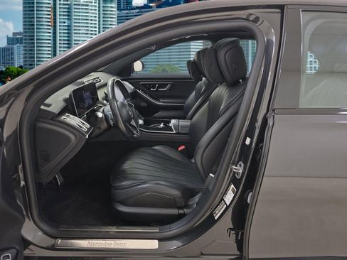 Used 2023 Mercedes-Benz S 500 4MATIC w/ AMG Line image 31