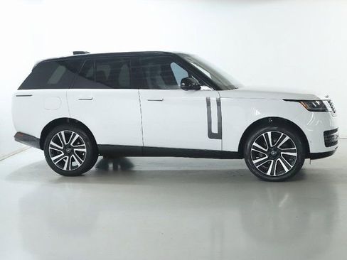 Certified 2023 Land Rover Range Rover SE AWD/4WD image 10