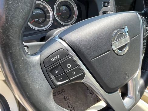 Used 2013 Volvo S60 T5 AWD/4WD image 17