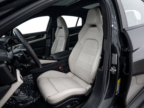 New 2026 Porsche Panamera 4 image 5