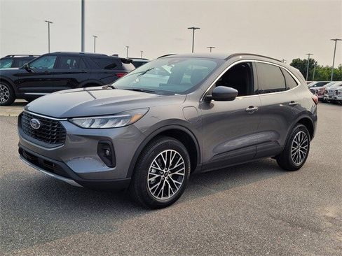 New 2025 Ford Escape Base image 32