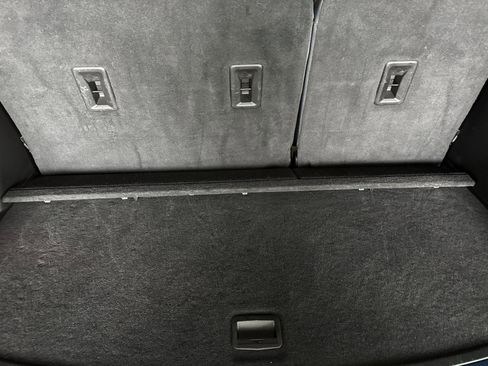 Used 2024 Buick Enclave Premium image 17