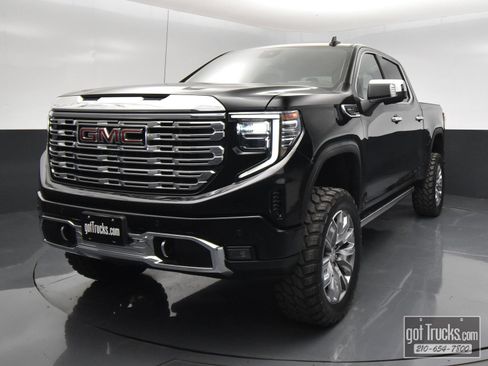 Used 2024 GMC Sierra 1500 Denali w/ Denali Reserve Package AWD/4WD image 52