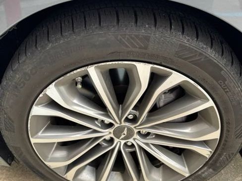 Used 2016 Hyundai Genesis 3.8 w/ Option Group 04 AWD/4WD image 28