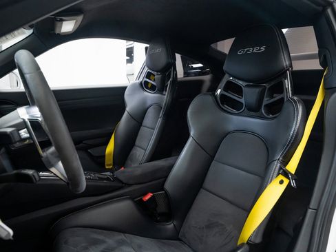 Used 2016 Porsche 911 GT3 RS image 17