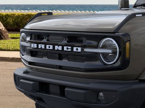 New 2026 Ford Bronco Outer Banks image 35