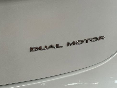 Used 2022 Tesla Model 3 Long Range AWD/4WD image 33