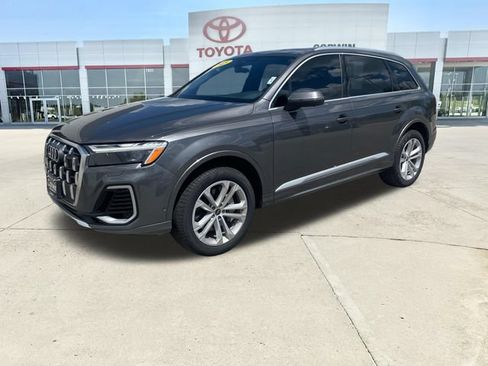 Used 2025 Audi Q7 3.0T Premium Plus AWD/4WD image 7