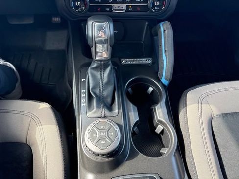 Used 2023 Ford Bronco Wildtrak AWD/4WD image 28