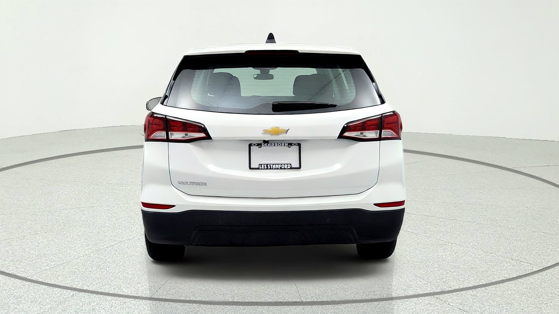 Certified 2024 Chevrolet Equinox LS w/ Driver Confidence II Package FWD image 4