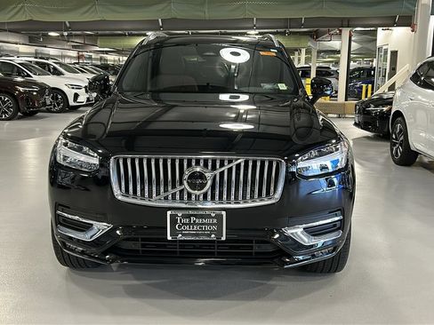 Certified 2023 Volvo XC90 B6 Plus w/ Protection Package Premier AWD/4WD image 2