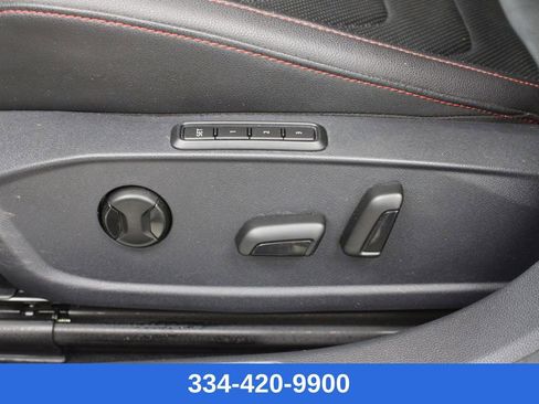 Used 2020 Volkswagen Jetta GLI image 17