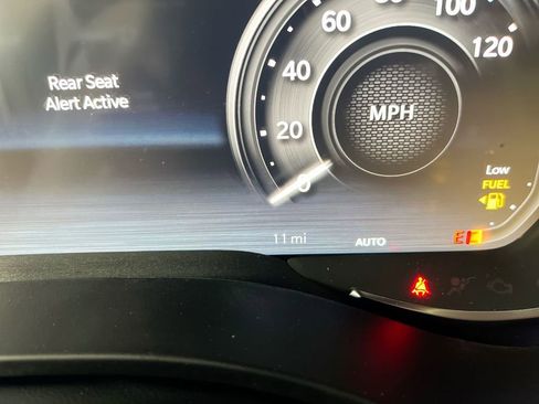 New 2026 RAM 1500 Big Horn AWD/4WD image 12