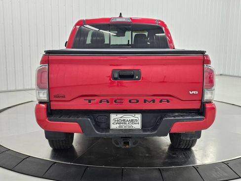 Used 2021 Toyota Tacoma TRD Sport AWD/4WD image 4
