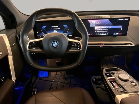 Certified 2024 BMW iX xDrive50 w/ Premium Package AWD/4WD image 5