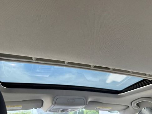 Used 2017 Volkswagen Jetta SE FWD image 7
