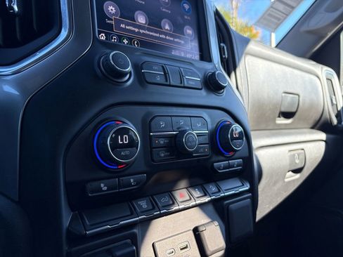 Used 2023 Chevrolet Silverado 2500 LT w/ Convenience Package image 25