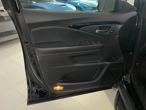 Used 2017 Honda Ridgeline Black Edition image 17
