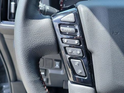 Used 2025 Nissan Frontier PRO-4X w/ Pro Convenience Package image 23