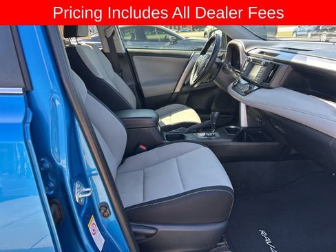 Used 2018 Toyota RAV4 XLE FWD image 20