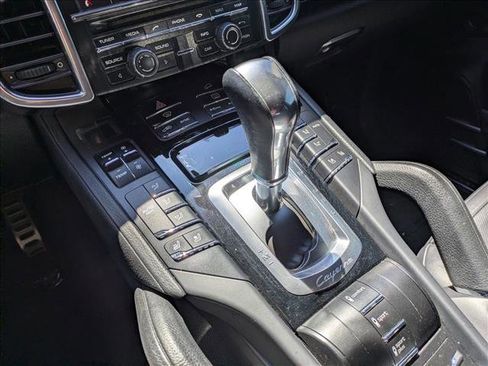 Used 2015 Porsche Cayenne S image 12