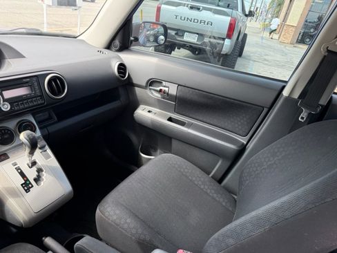 Used 2010 Scion xB Release Series 7.0 FWD image 16