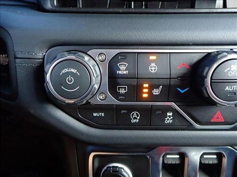 New 2026 Jeep Wrangler Rubicon AWD/4WD image 20