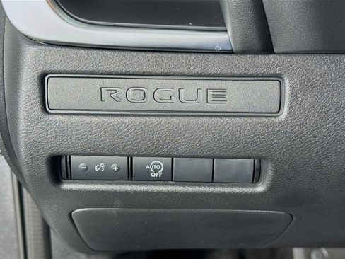 Certified 2025 Nissan Rogue S image 11