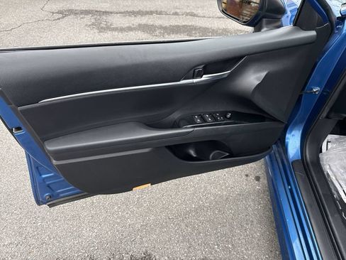 Used 2019 Toyota Camry SE w/ Audio Package FWD image 21