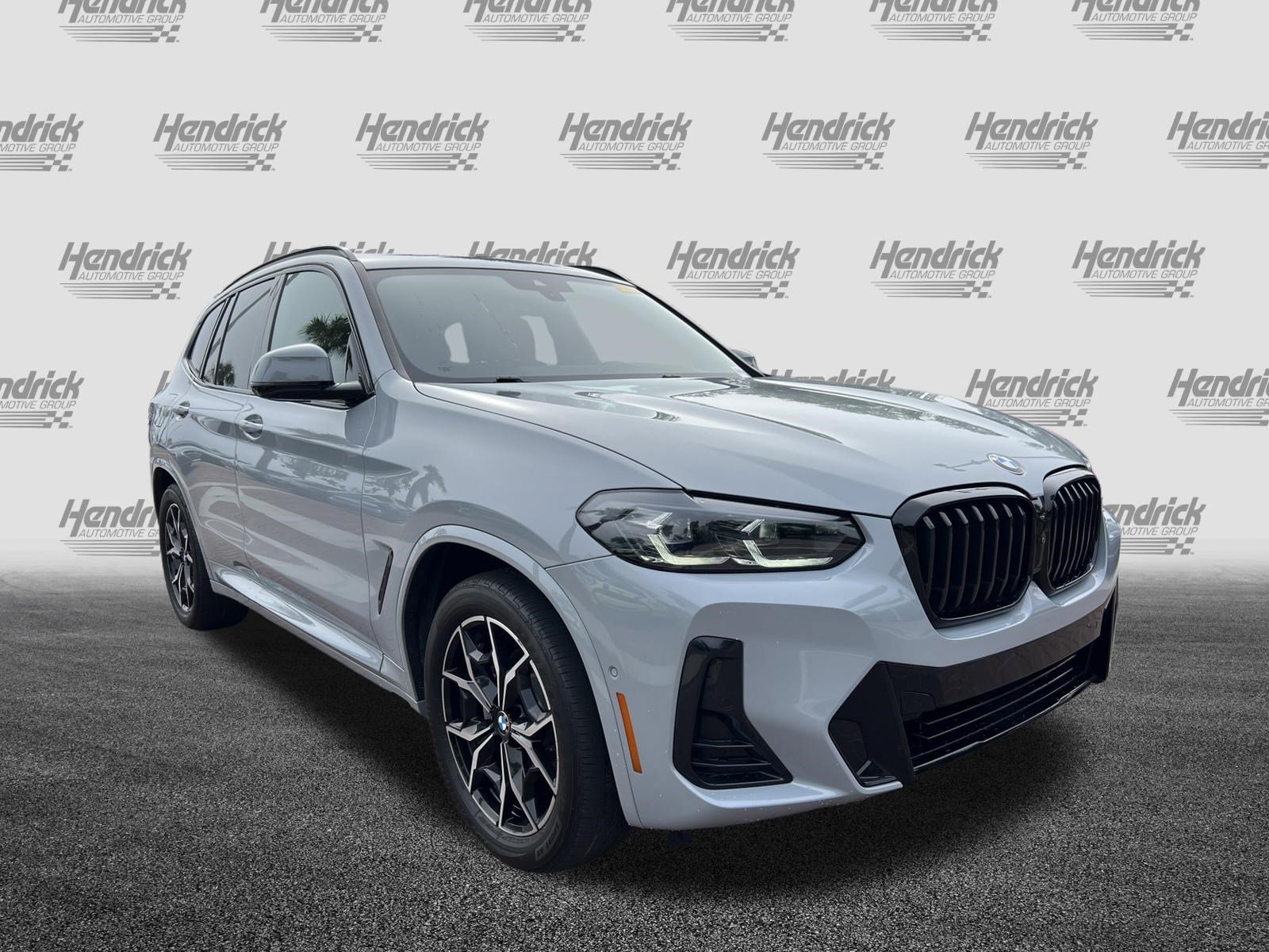 Used 2024 BMW X3 xDrive30i w/ Premium Package AWD/4WD image 2