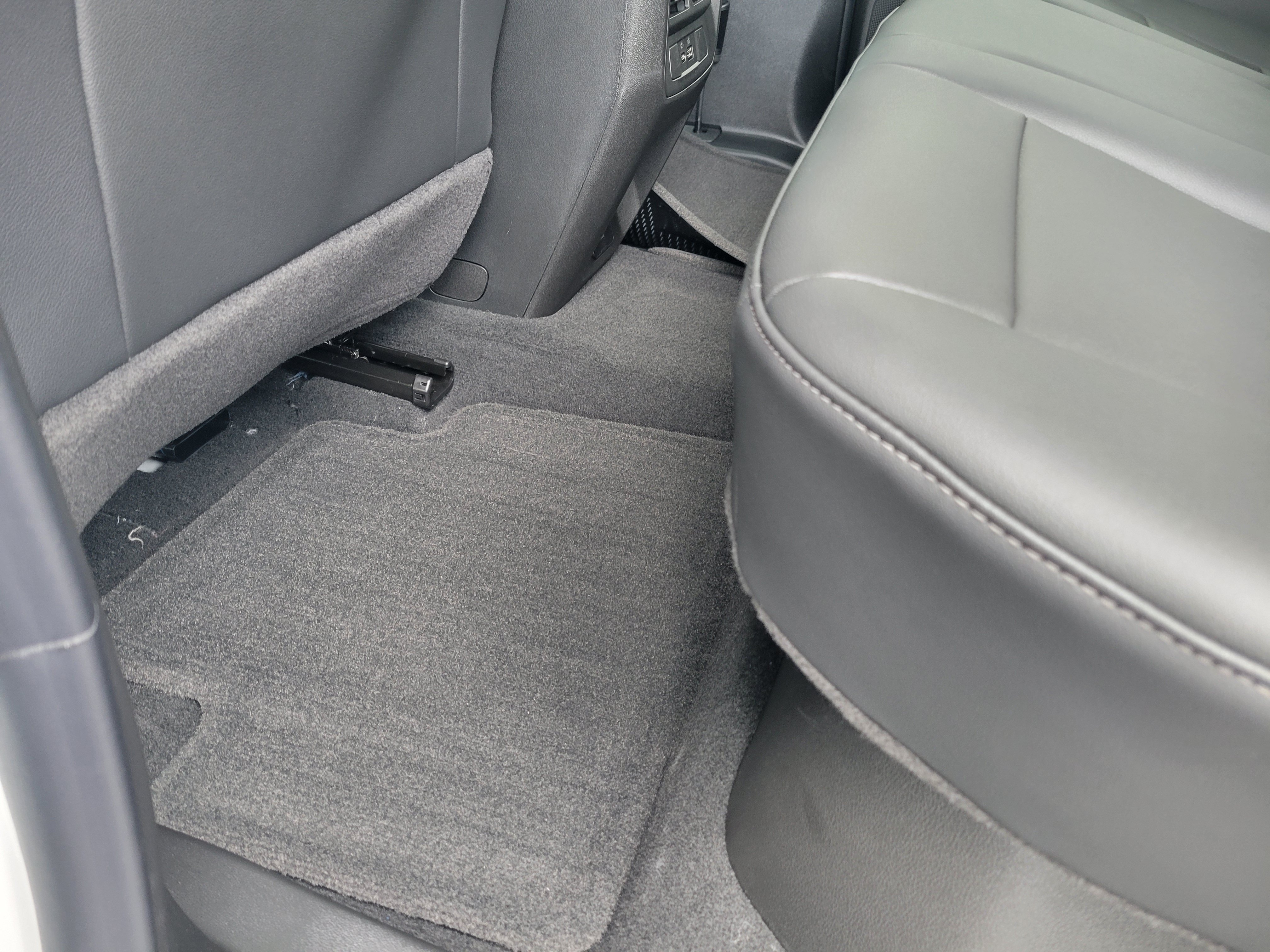 New 2026 Chevrolet Colorado LT w/ LT Convenience Package RWD image 26