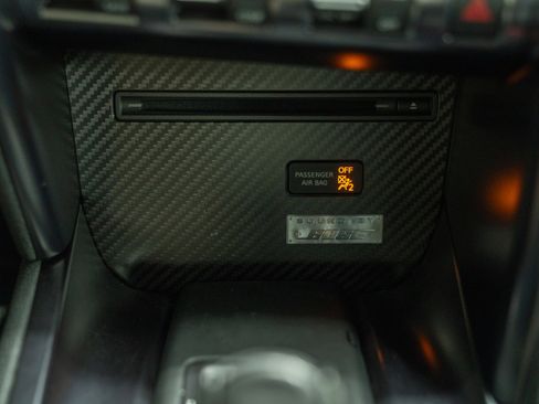 Used 2013 Nissan GT-R Premium image 32