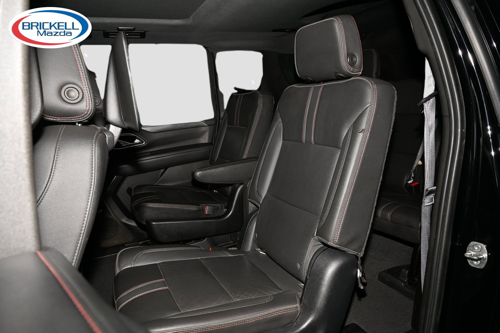 Used 2021 Chevrolet Suburban RST w/ Luxury Package RWD image 8