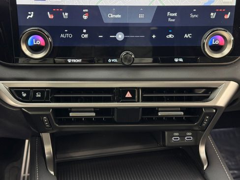 Used 2024 Lexus RX 500h F Sport w/ Convenience Package image 30