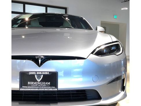 Used 2024 Tesla Model S image 6